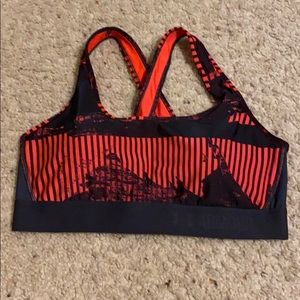 Under Armour Sports Bra 💕